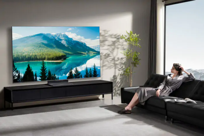 TCL 65C8K: телевизор нового поколения с QD-Mini LED и мощным звуком Bang & Olufsen
